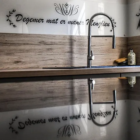 Oda ve Kahvaltı Le Manoir De Menglieu Treffléan